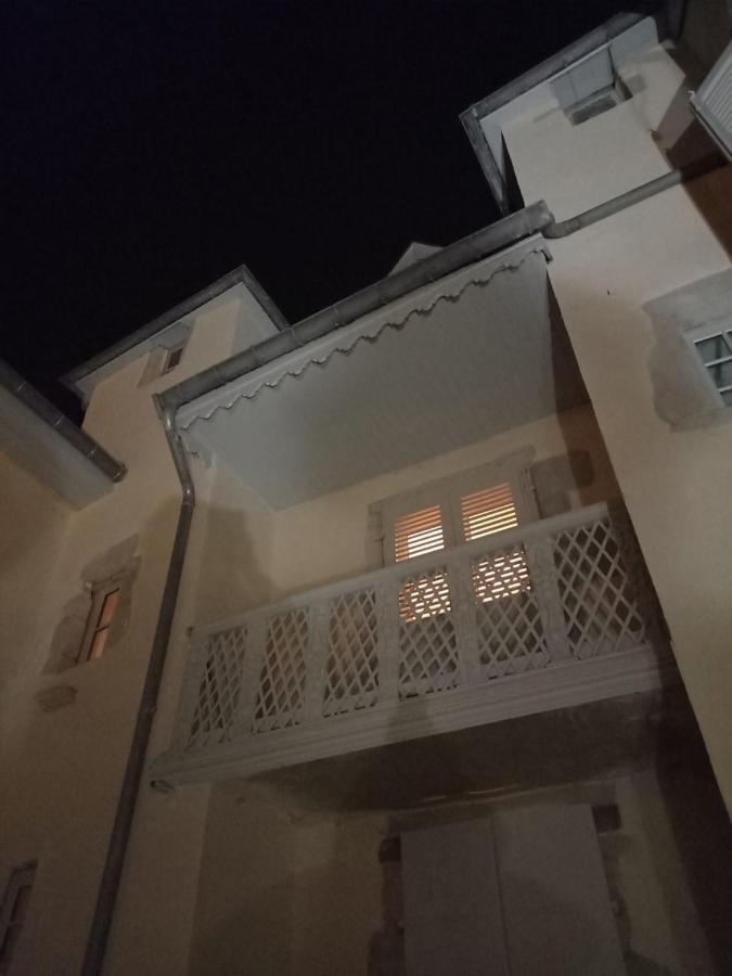 Les Meubles Du Colombier Apartment ลงส์-เลอ-โซนีเย ภายนอก รูปภาพ